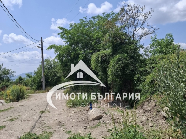 ПРОДАВА СЕ УПИ ПАРЦЕЛ В ГР. КАРЛОВО